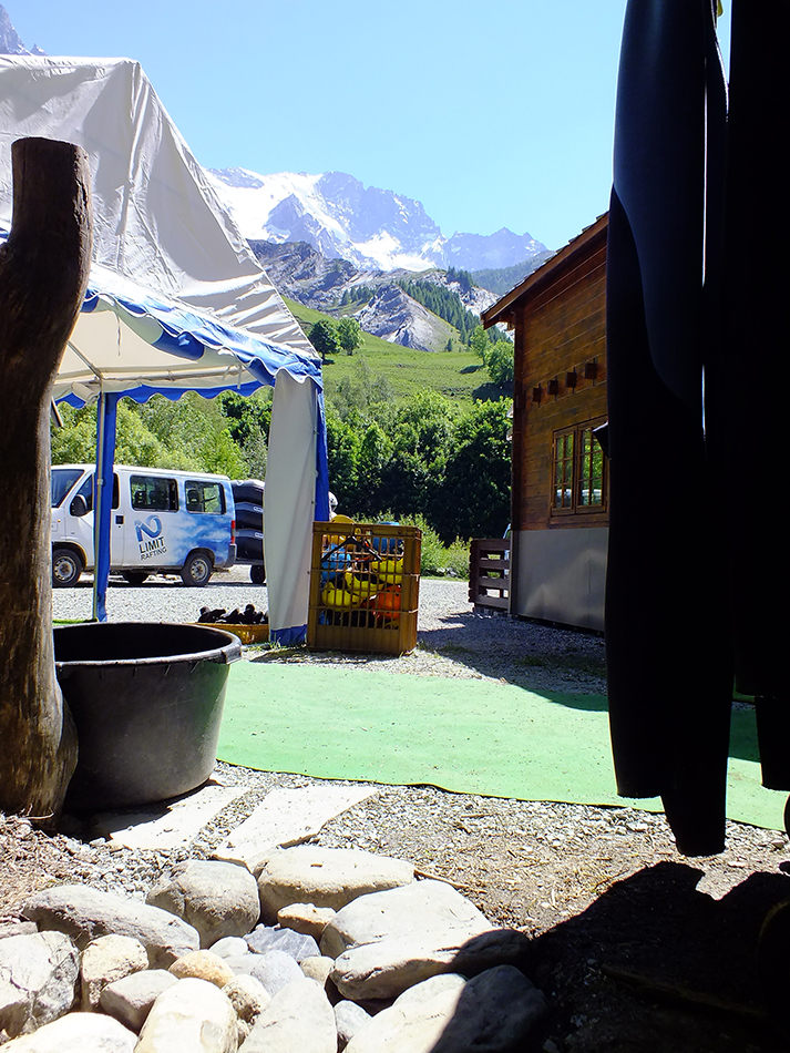 De la base, vue sur la Girose